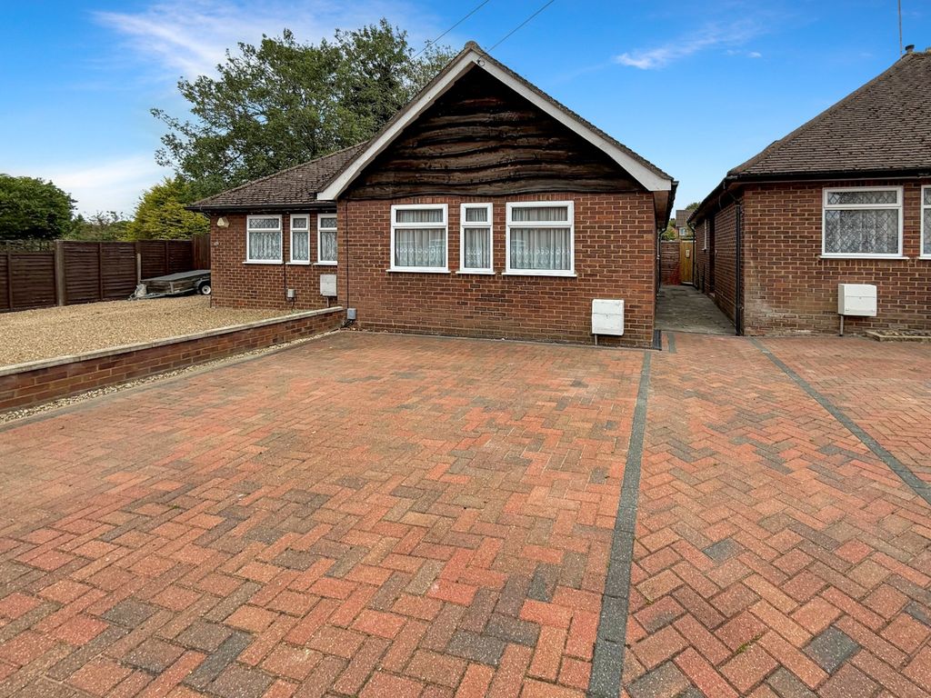 Property photo 1 of 12 4428810