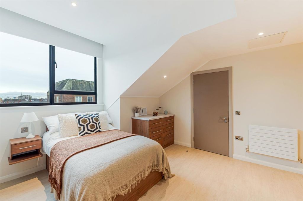 Additional image 9 of Studio to rentElmwood Avenue, Belfast BT9