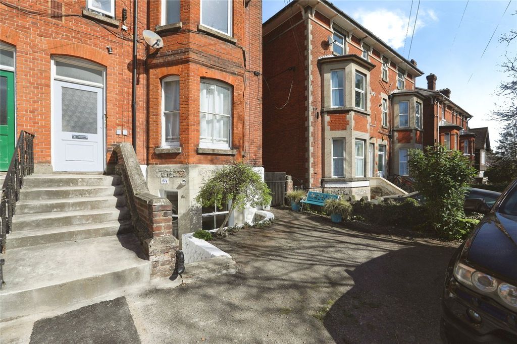 Property photo 3 of 21 External