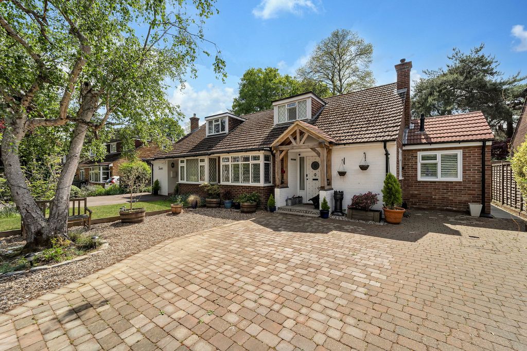 Property photo 1 of 16