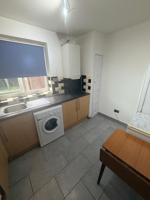 Property photo 3 of 7 Gallery