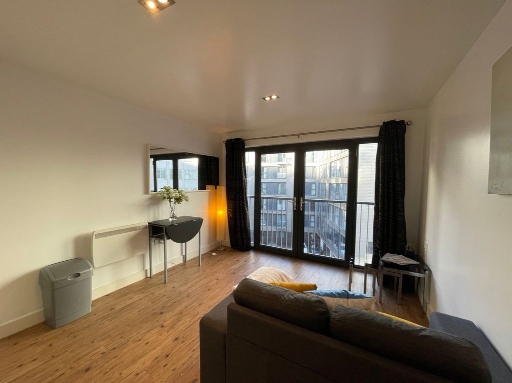 Property photo 3 of 8