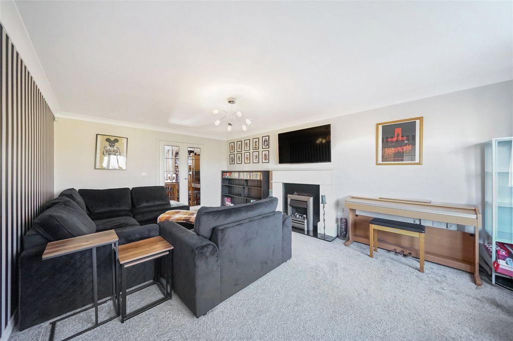 Property photo 2 of 22 Picture No. 03