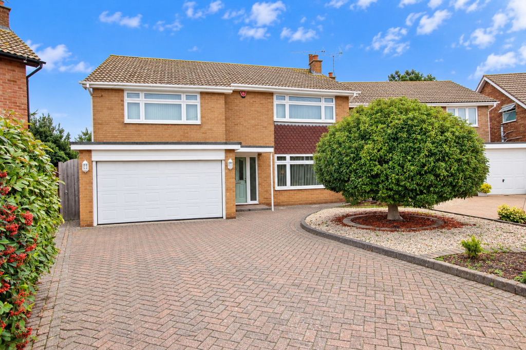 Property photo 1 of 25 Vermont Close, Clacton On Sea