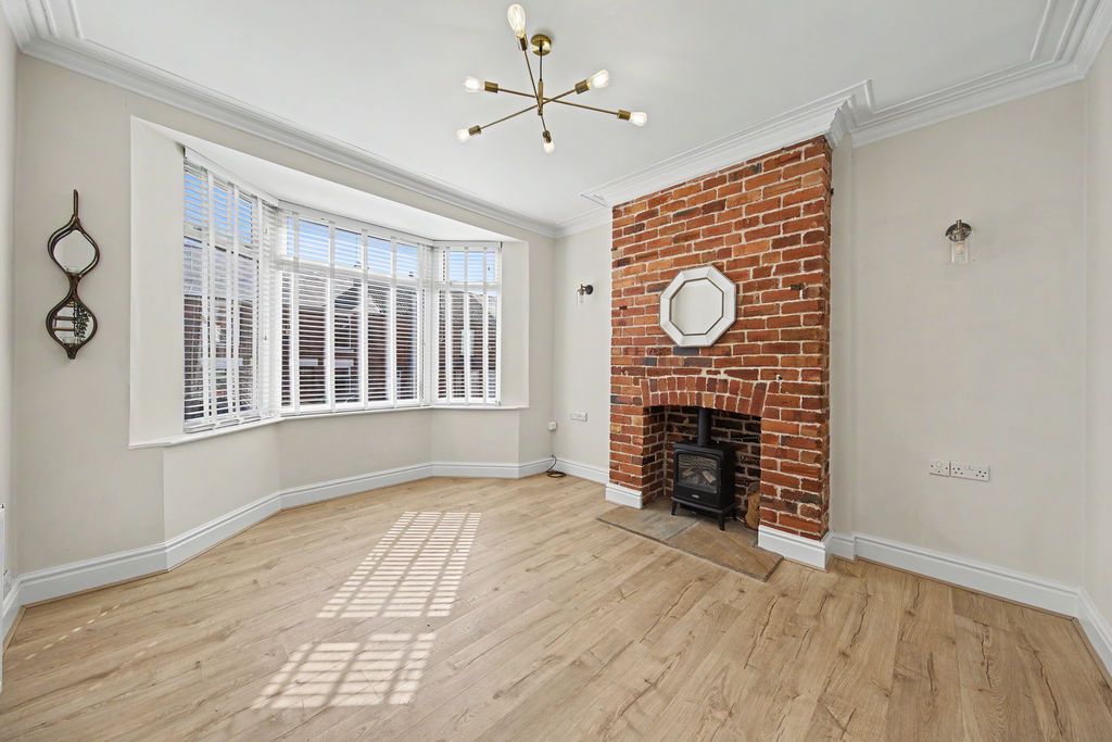 Property photo 2 of 26 Living Room