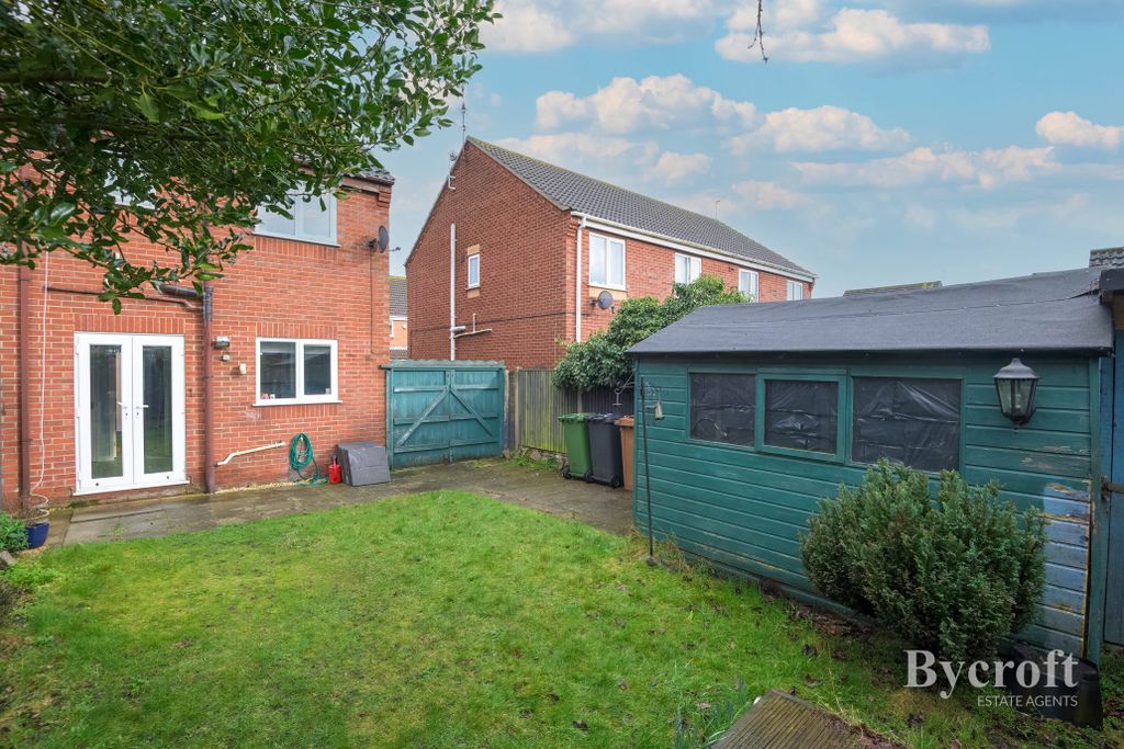 Property photo 3 of 14