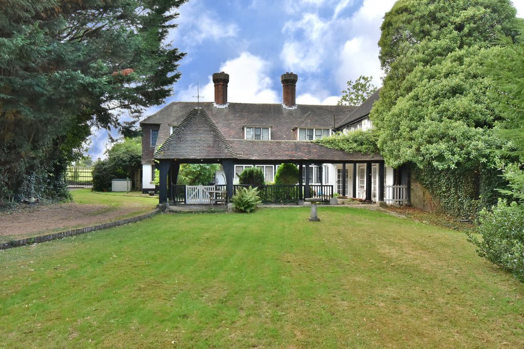 Property photo 1 of 25