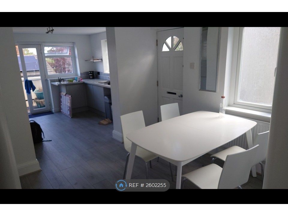 Property photo 1 of 18 Dining Area