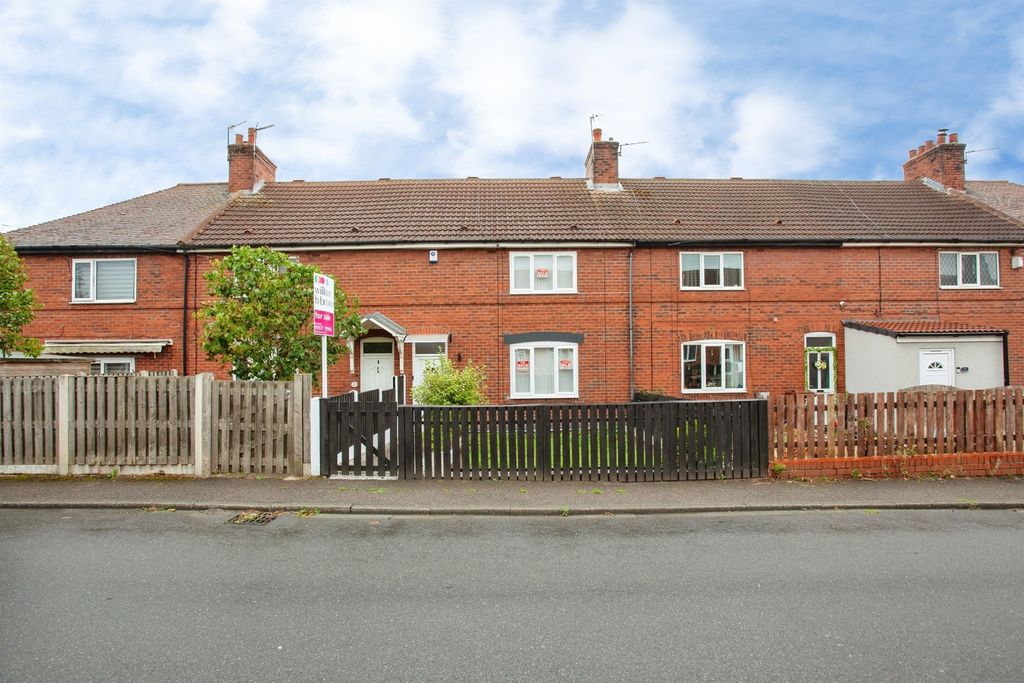 Property photo 2 of 12
