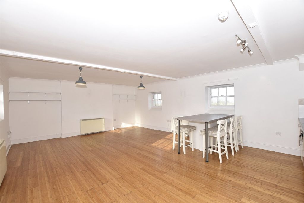 Property photo 2 of 9 Living Room