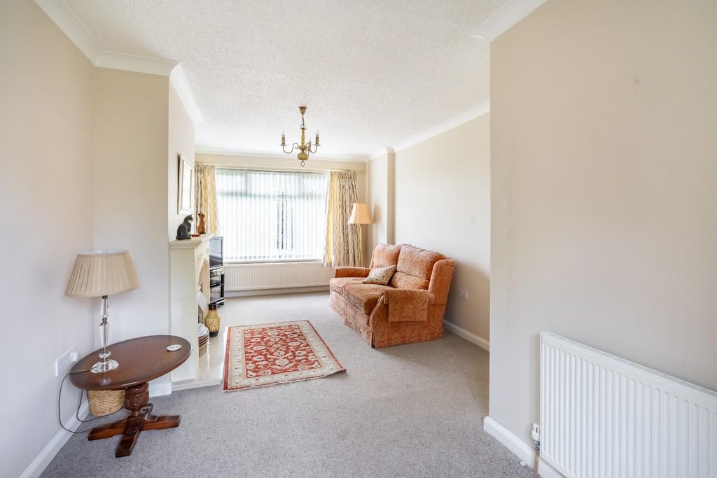 Property photo 3 of 14 16Ew-8.Jpg