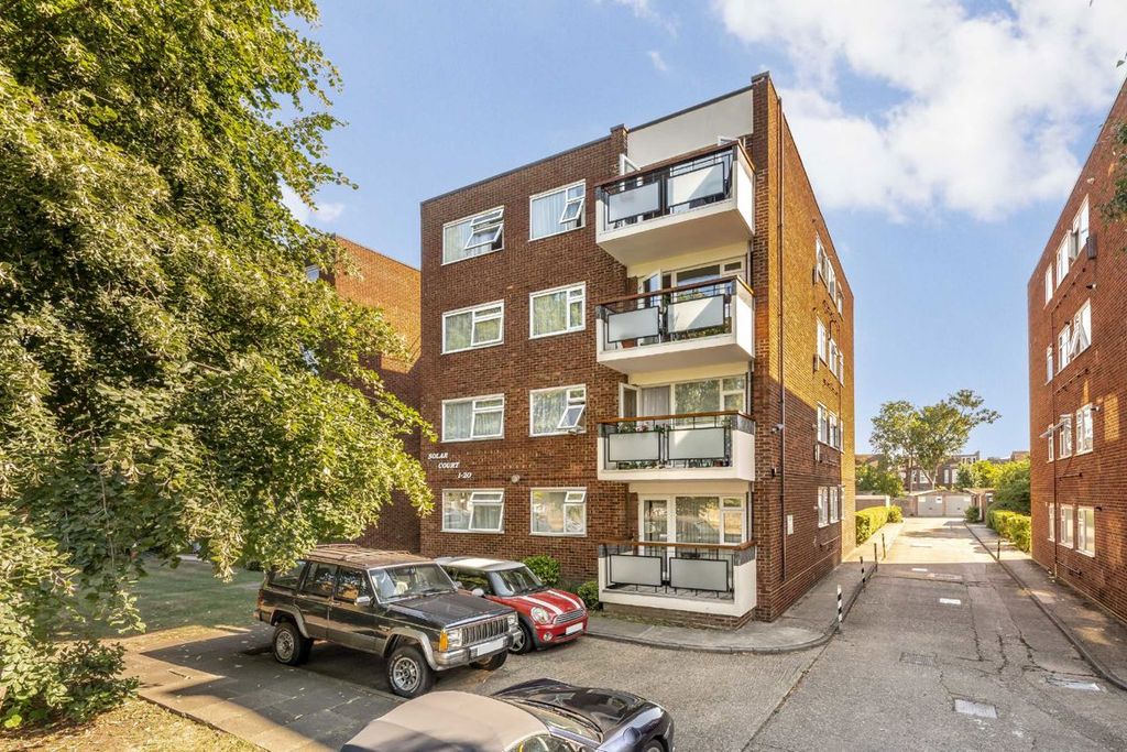 Property photo 1 of 6