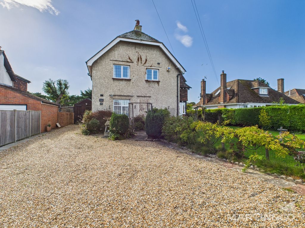 Property photo 2 of 21