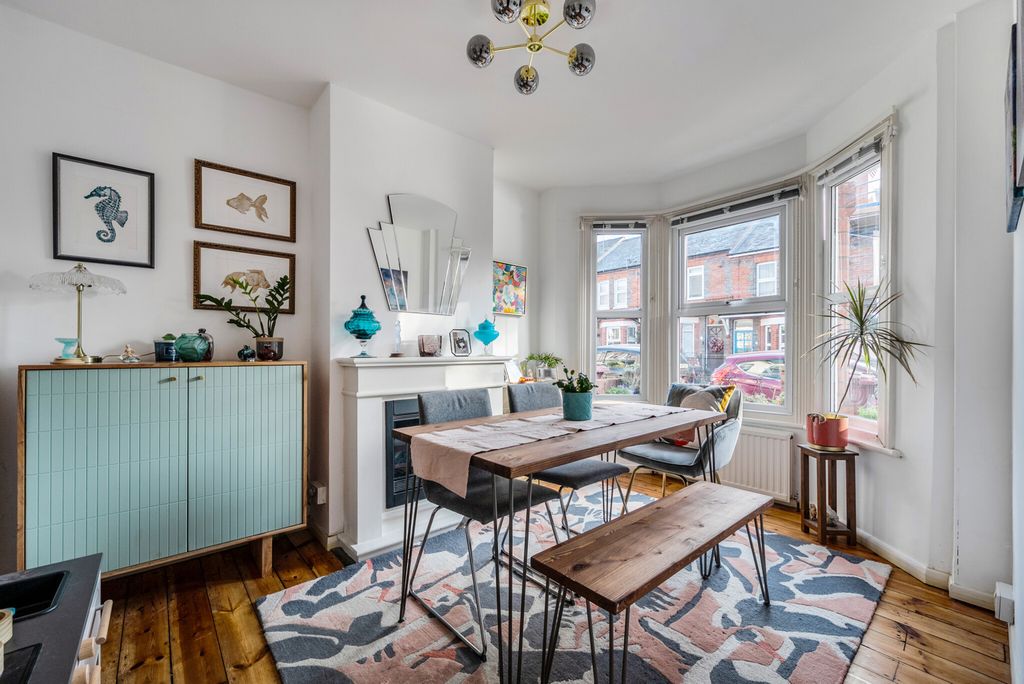 Property photo 2 of 22 1373407-1-690096B...