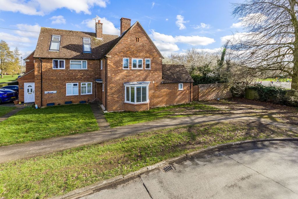 Property photo 1 of 24