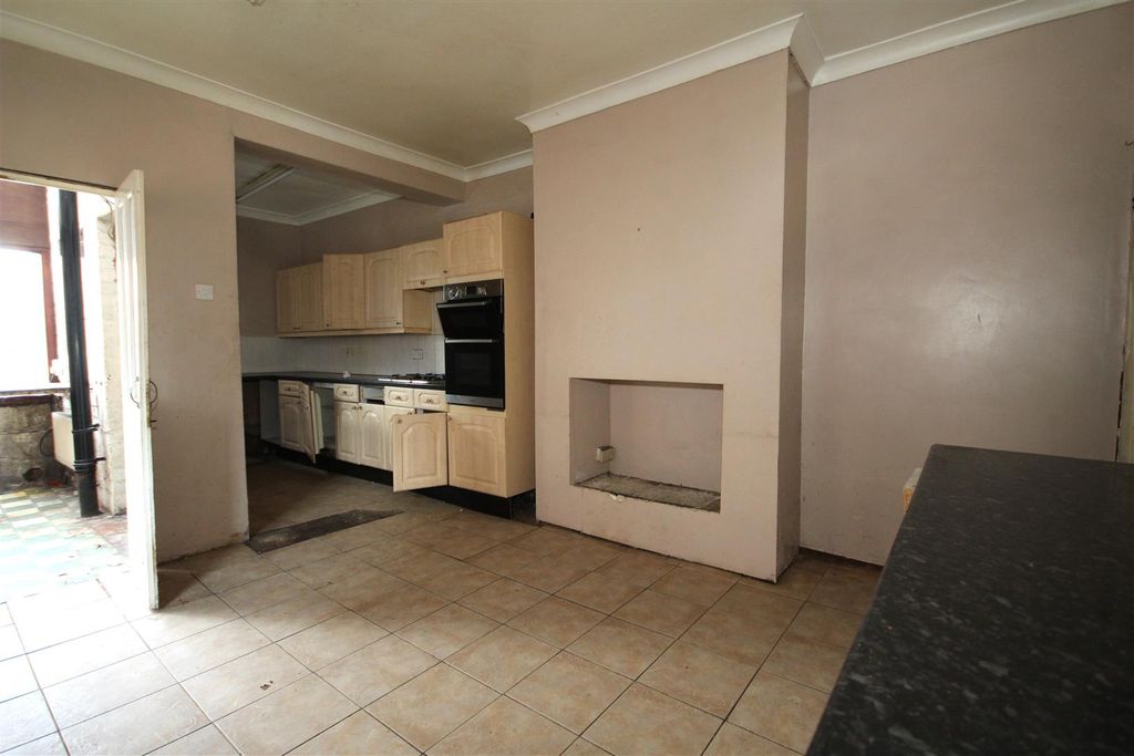 Property photo 3 of 12 Img_3302.Jpg