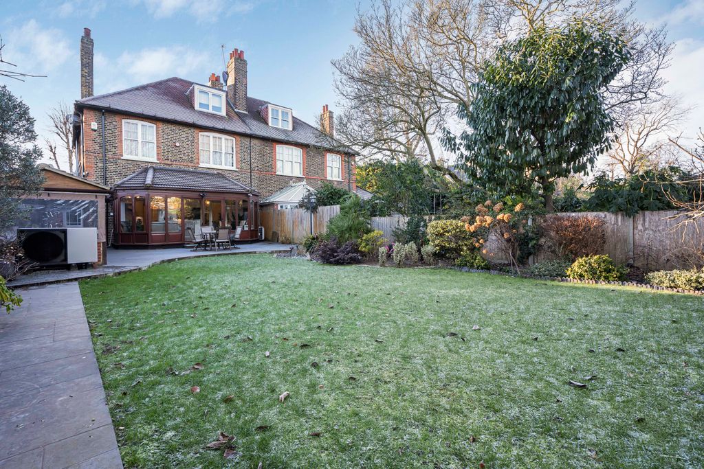 Additional image 36 of 5 bed semi-detached house for saleDryden Road, Enfield EN1