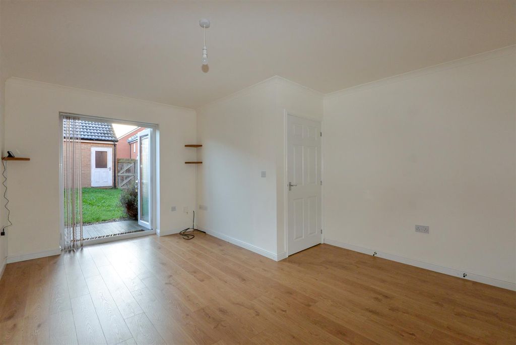 Property photo 3 of 22 Living Room 1.Jpg