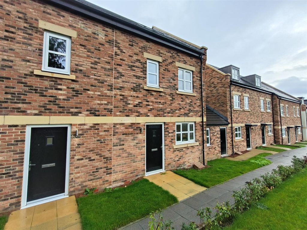 Property photo 1 of 11 Plot 7 .Jpg