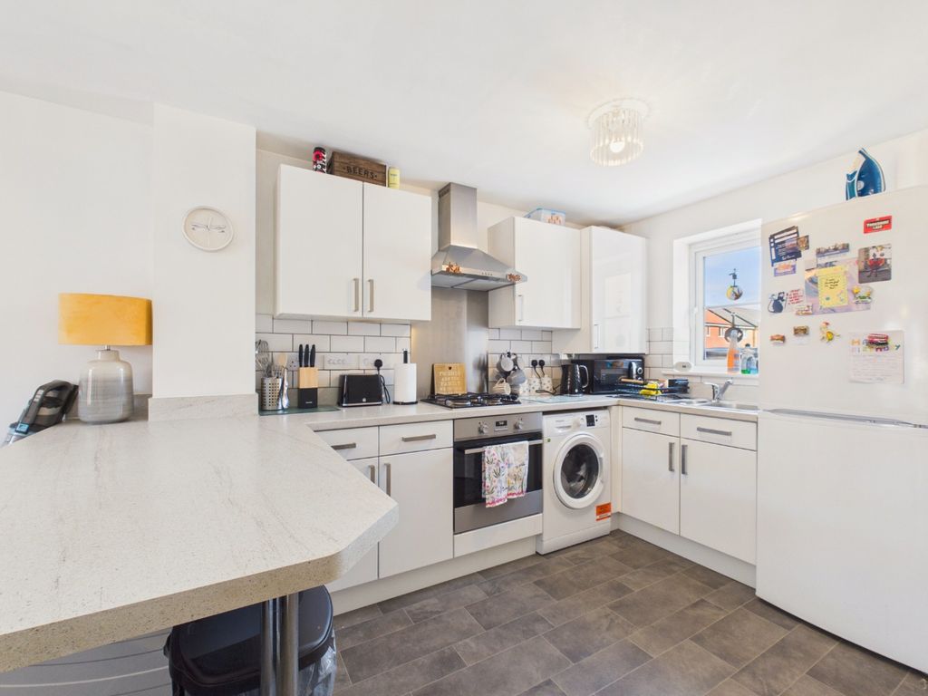 Property photo 2 of 15 5023763