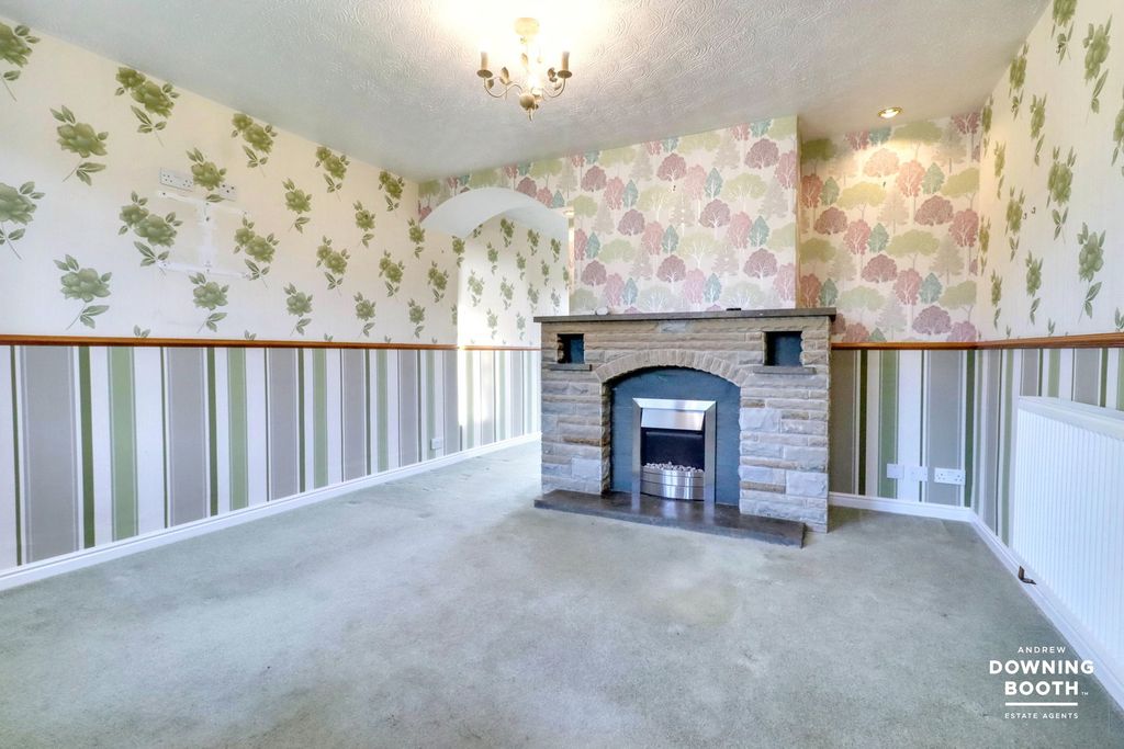 Property photo 3 of 26