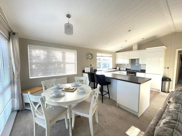 Property photo 2 of 17 Wb10.Jpg