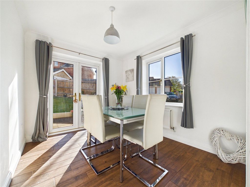 Property photo 3 of 20 Picture No. 21