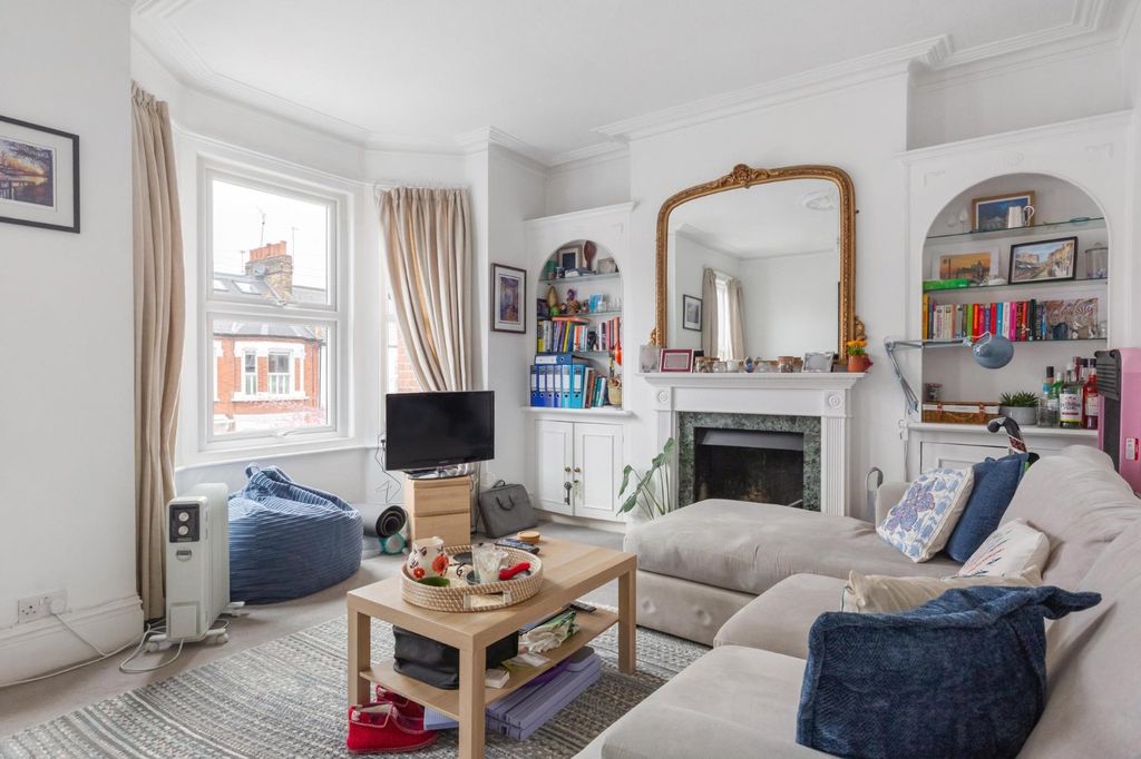 Property photo 2 of 9