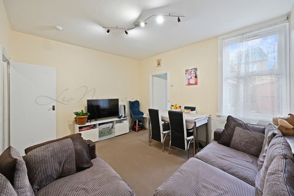 Property photo 2 of 12 Jpg