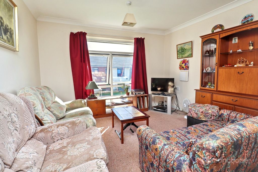 Property photo 3 of 22 5554436