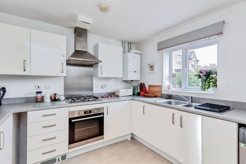 Property photo 2 of 12