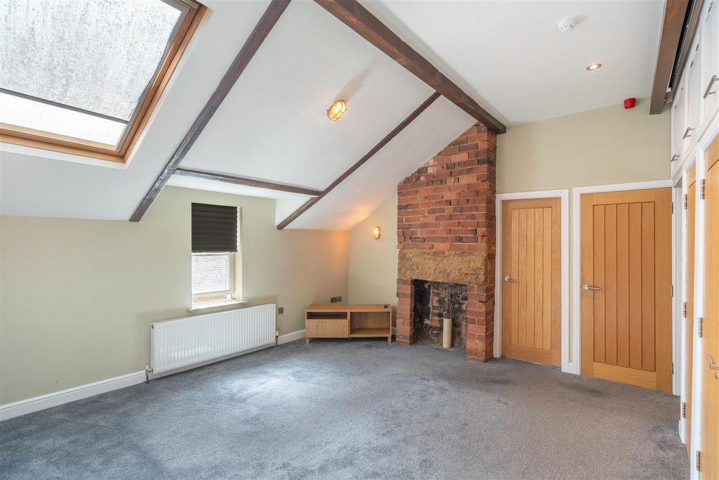 Property photo 3 of 20 _A7R5896-Hdr.Jpg