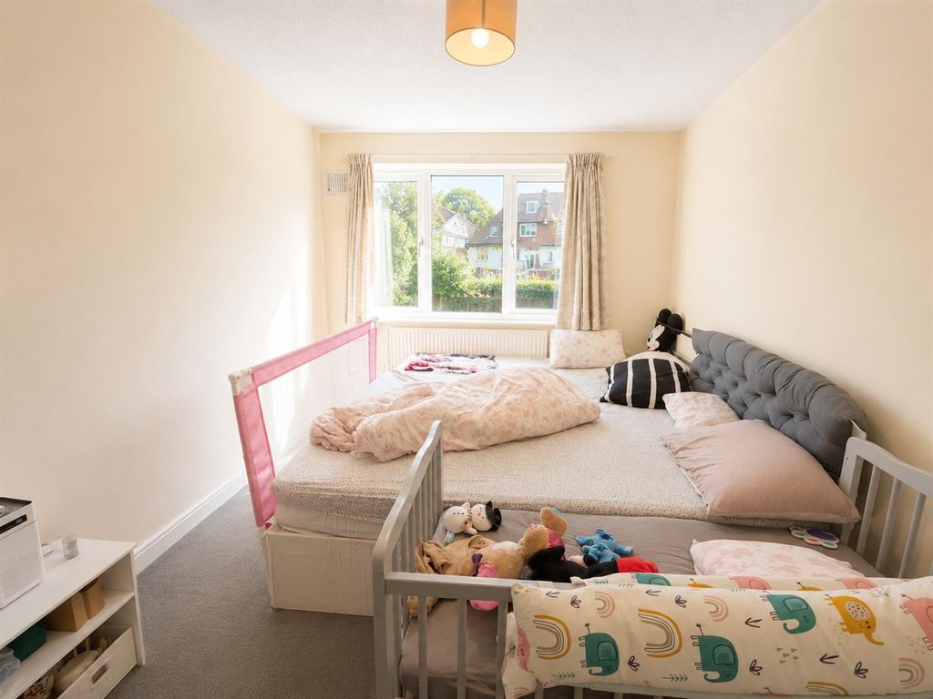 Property photo 3 of 7