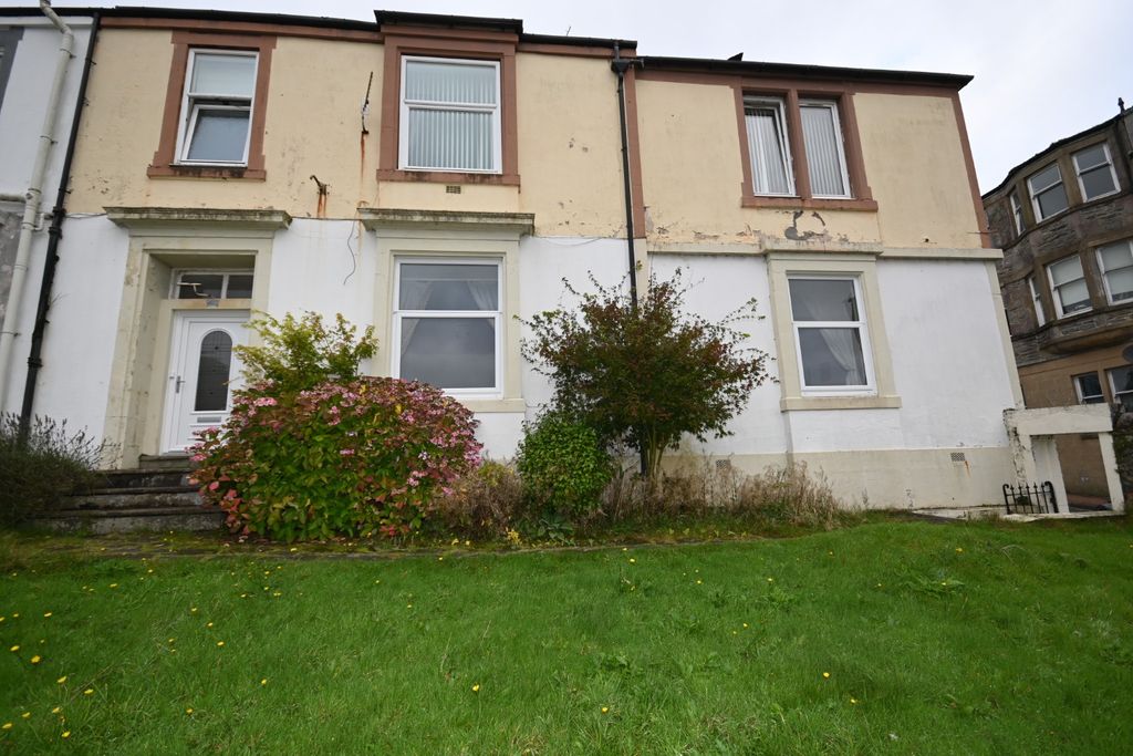 Property photo 2 of 24 4560672