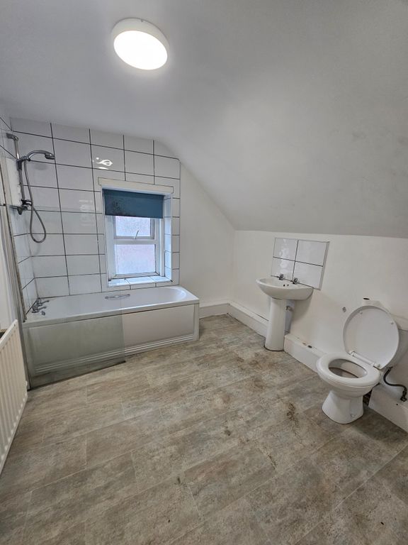 Additional image 9 of 1 bed flat to rentClifton Rd, Llandudno LL30