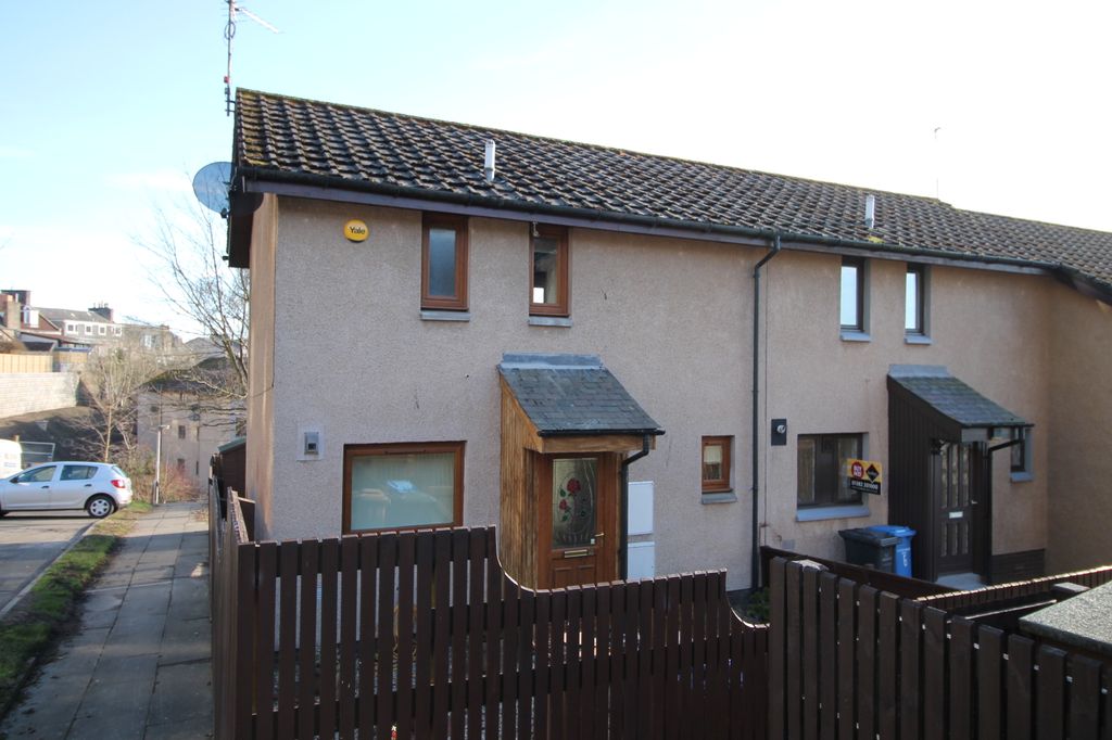 Property photo 1 of 9