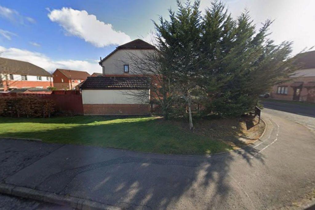 Property photo 2 of 9