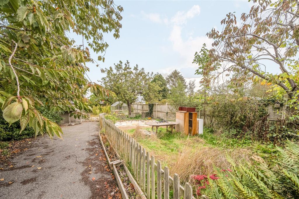 Property photo 3 of 23 1361499-3-68Dce02A28956.Jpg