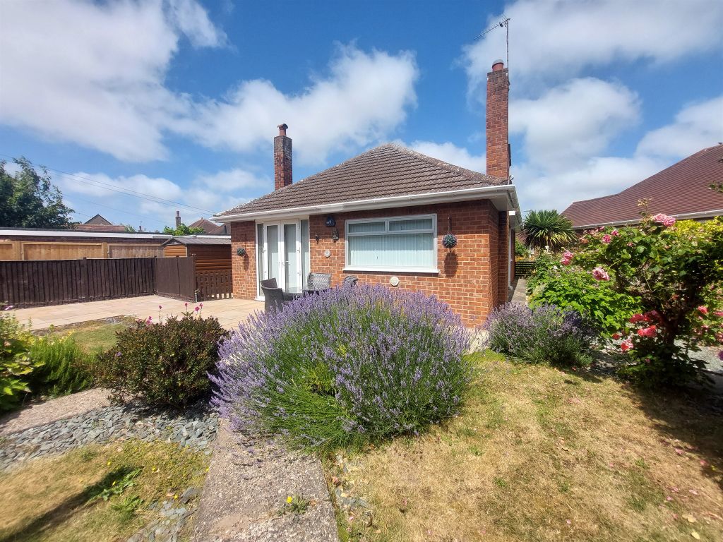 Property photo 2 of 21