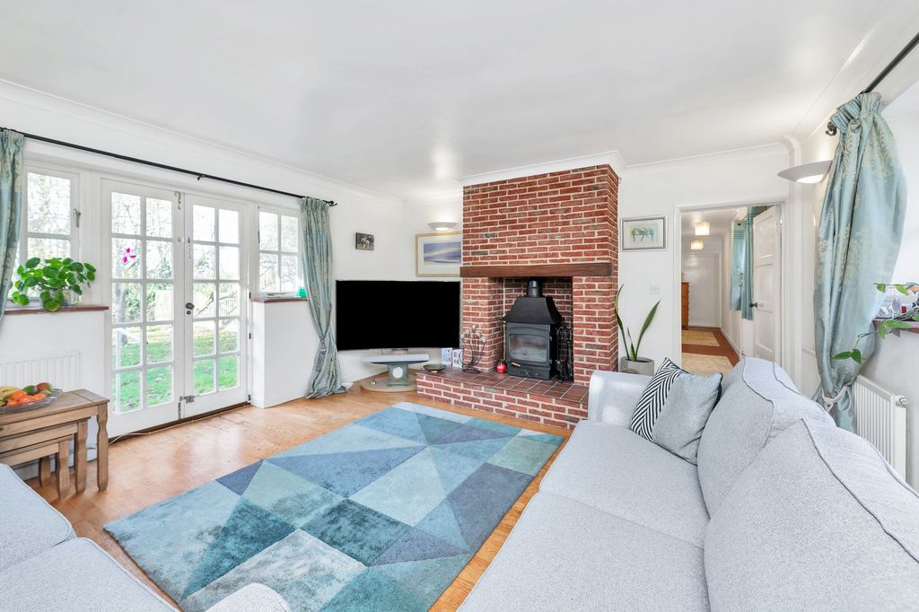 Property photo 3 of 15