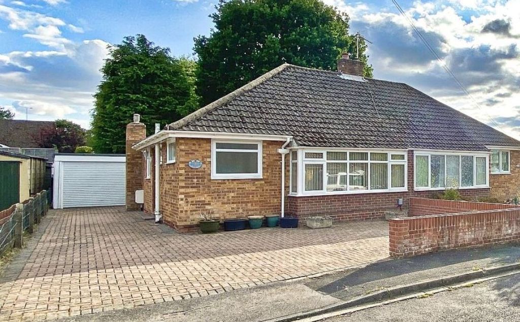 Property photo 1 of 10 1