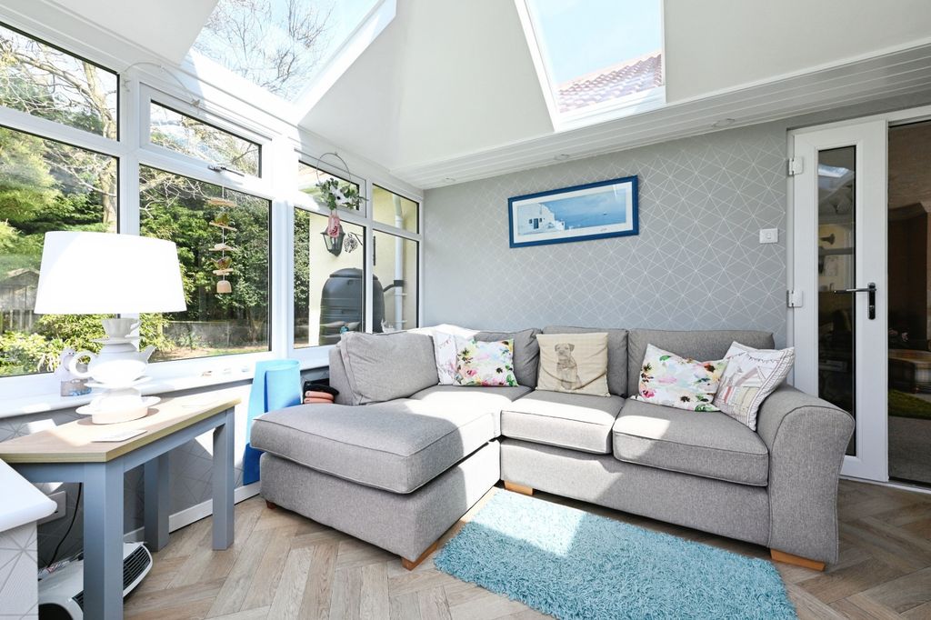 Property photo 2 of 20 69024