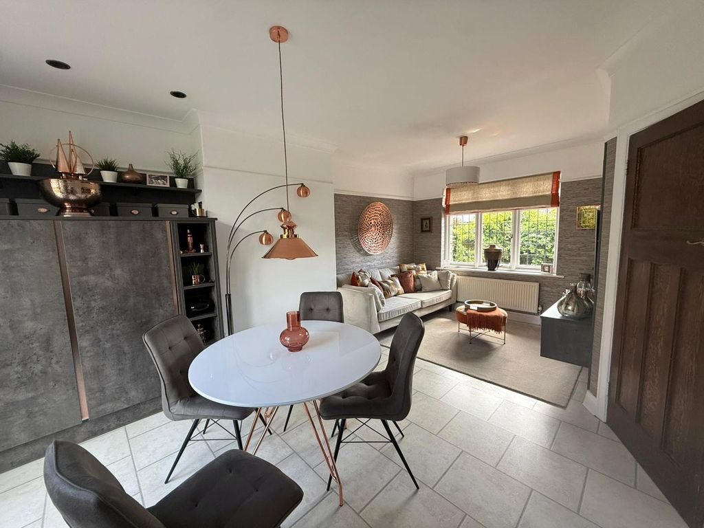 Property photo 3 of 18 Picture No. 06