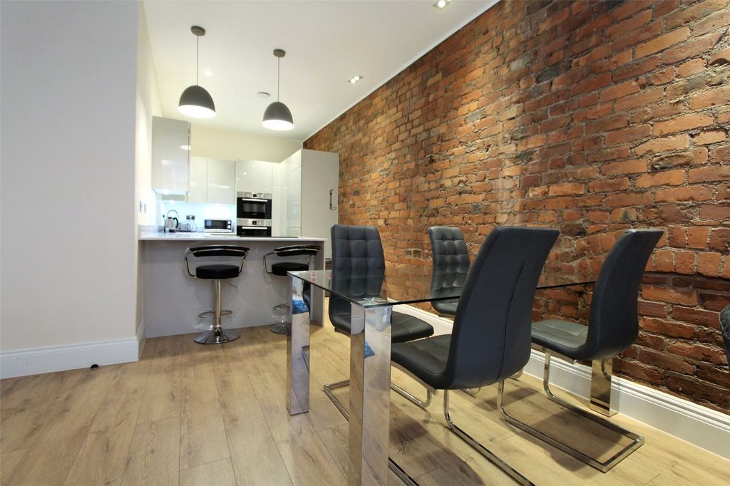 Property photo 2 of 9 Picture No. 06