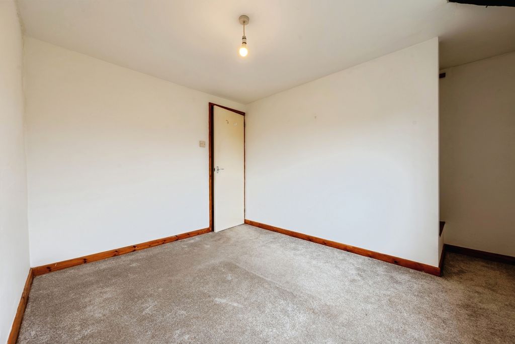 Property photo 3 of 25 Pbox-Img.Jpg