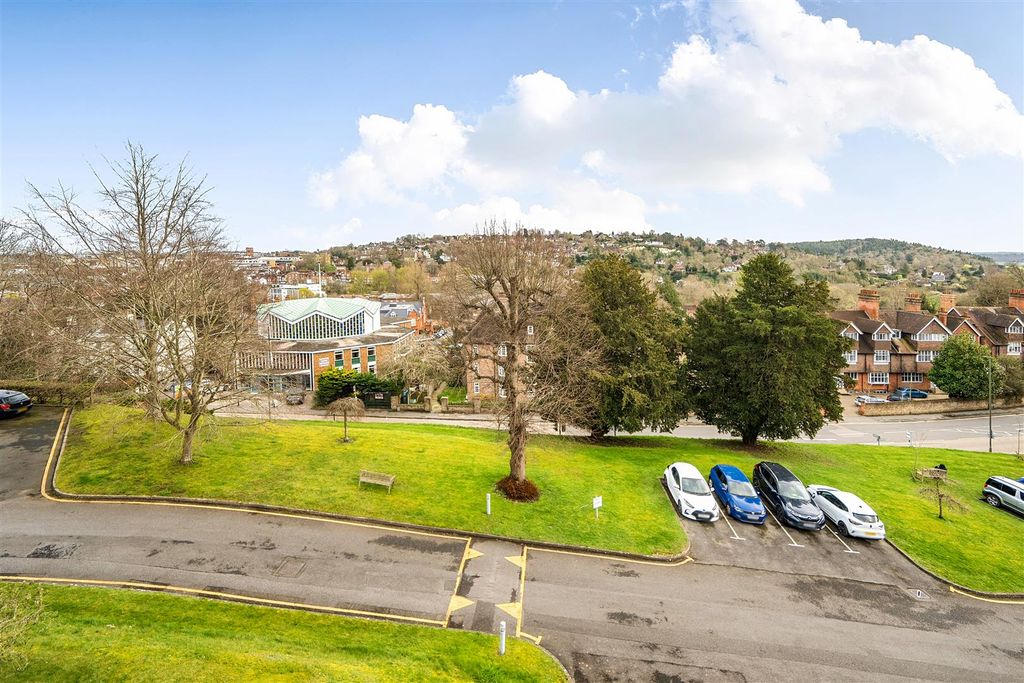 Property photo 2 of 20 Grounds