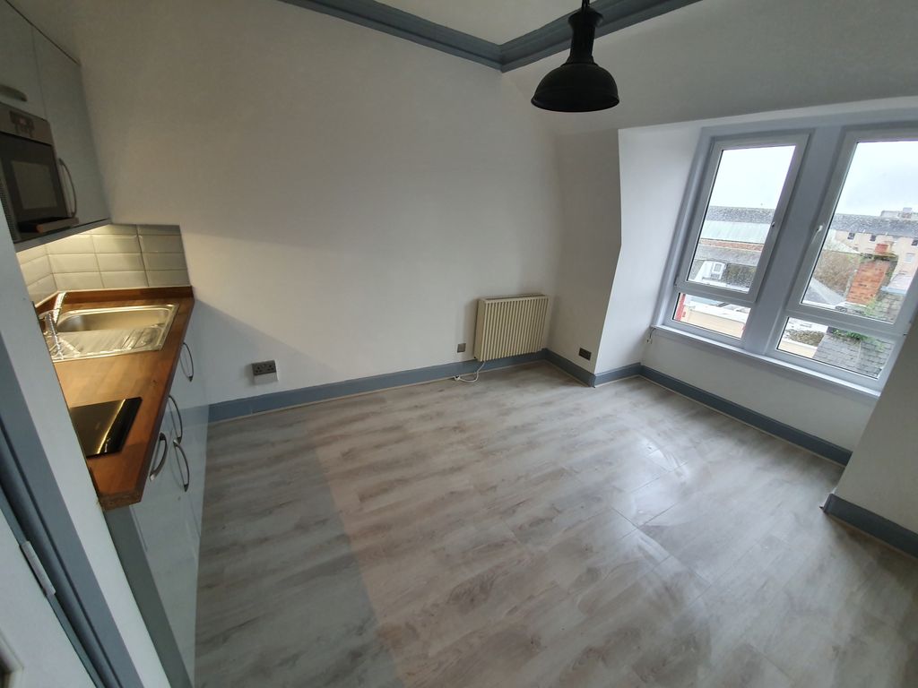 Property photo 3 of 5 Gallery