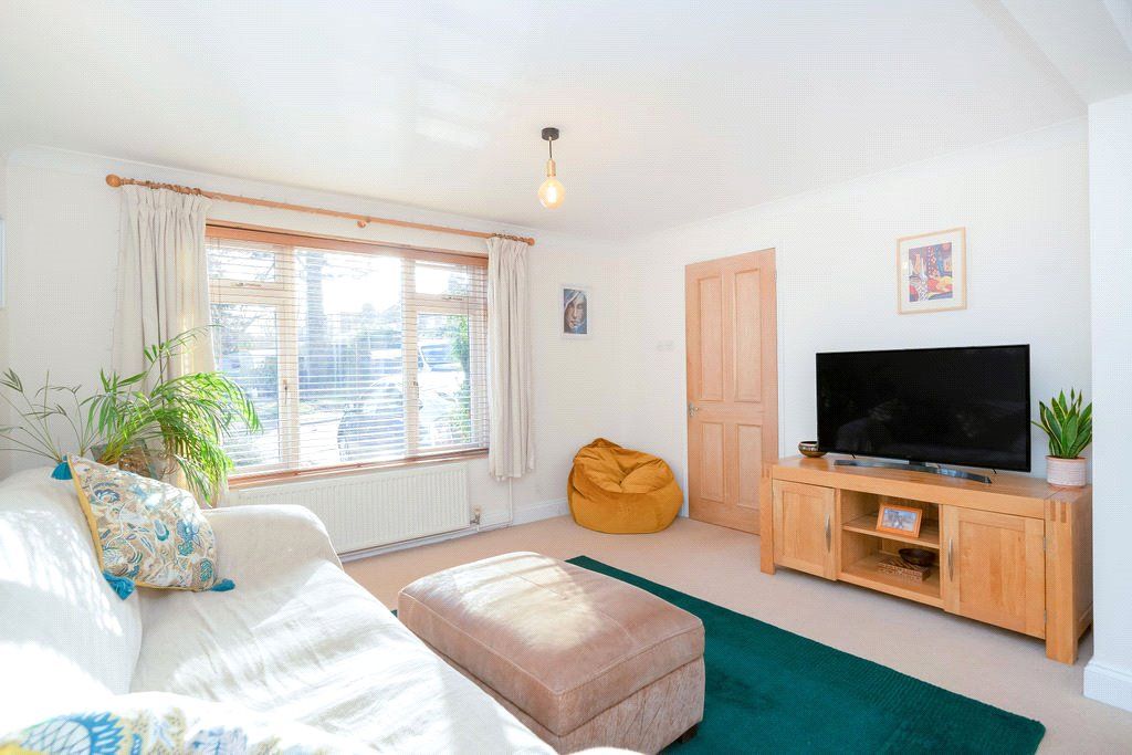 Property photo 3 of 16 Picture No. 17