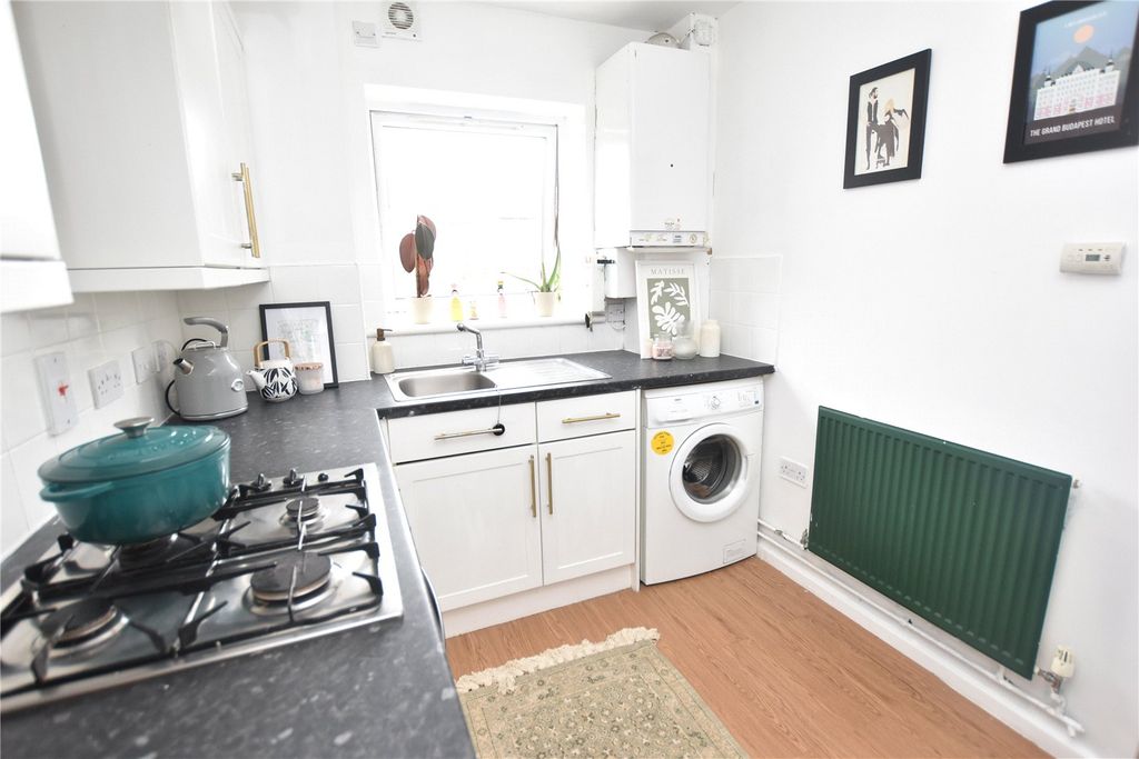 Property photo 3 of 11 Picture No. 07