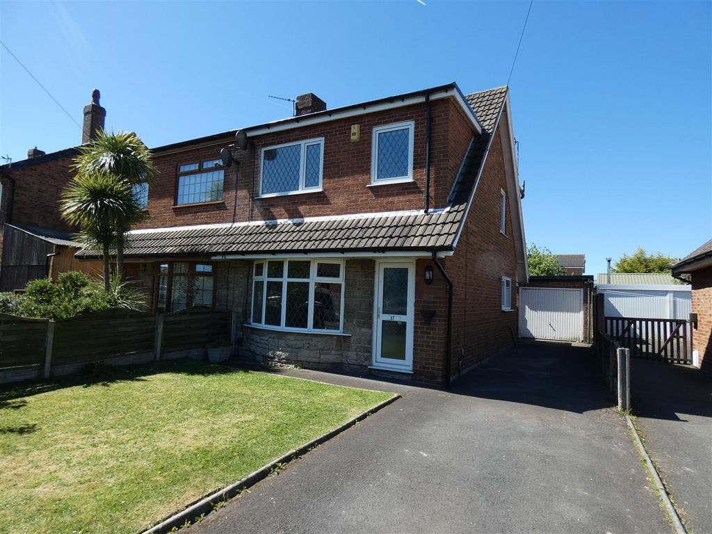 Property photo 1 of 11